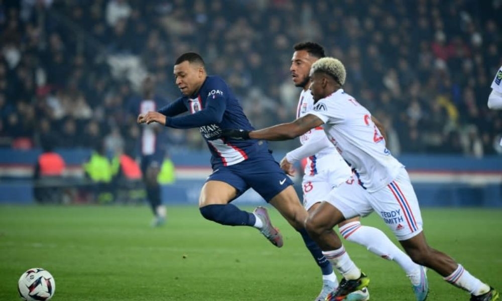 PSG suffer another defeat as Ligue 1 lead cut to three points